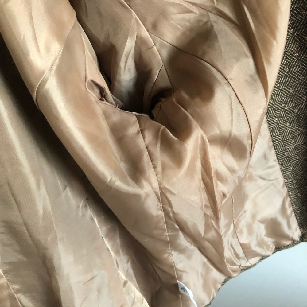 Beautiful Three Button Blazer Jacket - image 6